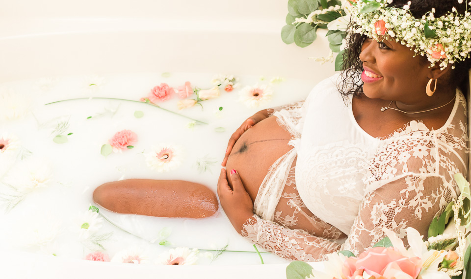 Milk Bath Photo Shoot by Lynn Pierce Photography